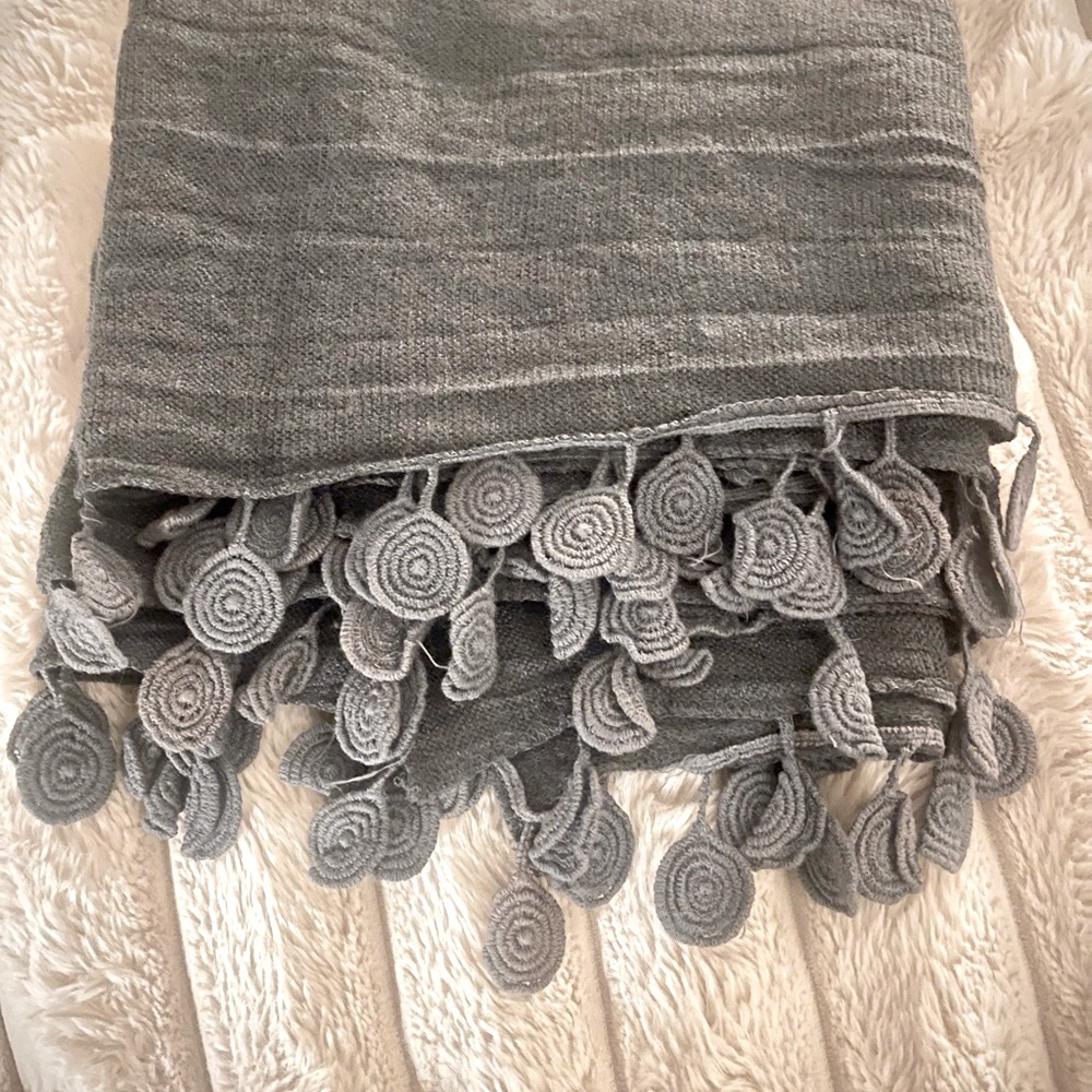 Gray Blue Sky Raindrop Pom-Circle Fringe Knit Scarf – Cozy & Playful